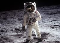 Σχεδιάζεται οδικό δίκτυο στη Σελήνη με σύμμαχο το ηλιακό φως