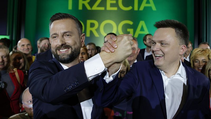 Η κεντρώα φιλοευρωπαϊκή αντιπολίτευση νικητής των εκλογών στην Πολωνία σύμφωνα με τα exit polls