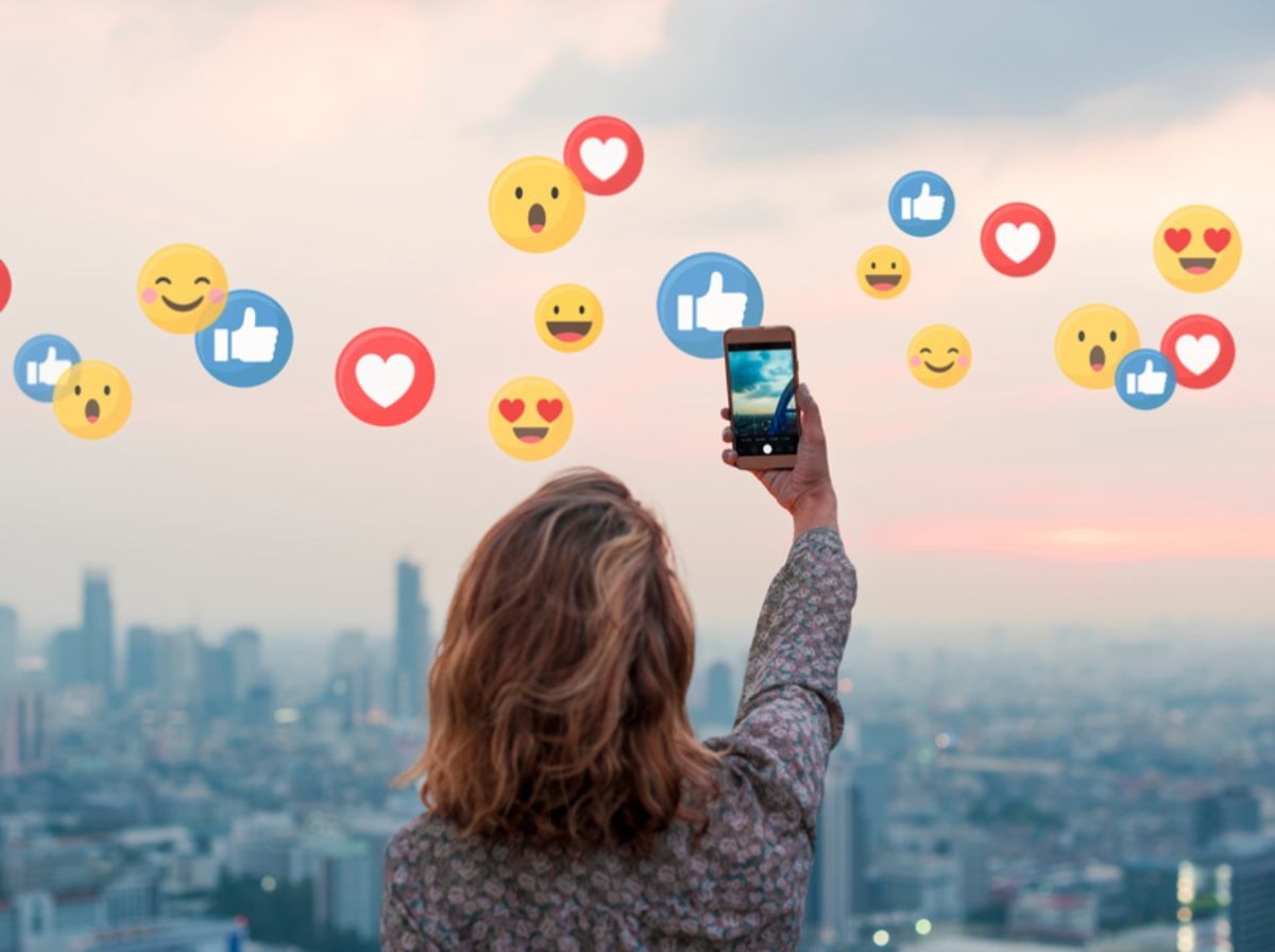Στην «τσιμπίδα» του υπουργείου Ανάπτυξης οι influencers – Ξεκινούν έλεγχοι