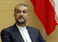 Ιρανός ΥΠΕΞ: Συρία, Χεζμπολάχ, Ιράν είναι με το δάχτυλο στη σκανδάλη [vid]