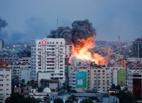 Μέση Ανατολή: Σχεδόν 1.000 νεκροί και στις δύο πλευρές- Το Ισραήλ κήρυξε και επίσημα τον πόλεμο στη Χαμάς