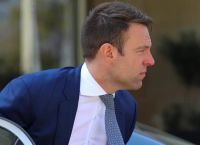 Κασσελάκης στην Κύπρο: Συγγνώμη για το “κρατίδιο” [vid]