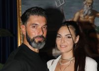 Ανδριώτου: «Έξαλλη» με γυναίκα που έστελνε μηνύματα στον Μαρτίκα – Μακριά από άντρες που έχουν σχέση