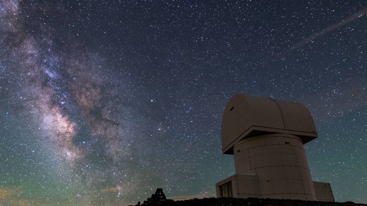 Το Hubble εντόπισε γαλαξία που ανοιγοκλείνει το διακόπτη γέννησης άστρων
