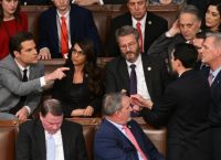 «Εμφύλιος» Ρεπουμπλικανών, καθαίρεση Μακάρθι