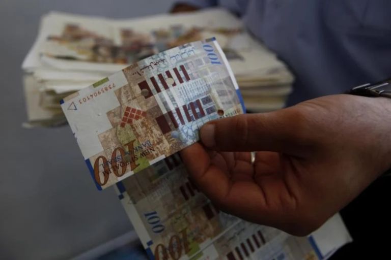 Ο πόλεμος Ισραήλ-Χαμάς βυθίζει στην αβεβαιότητα την παγκόσμια οικονομία [vid]