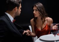 28/10 Έκλειψη Σελήνης – Ο Ερωτικός Αντίκτυπος Στα Ζώδια