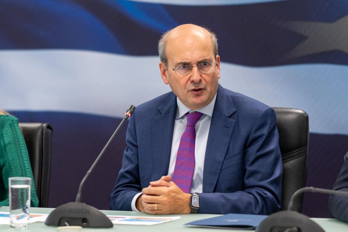 Χατζηδάκης: Αύξηση των δαπανών για παιδεία,υγεία και μείωση φορολογικών συντελεστών