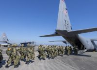 C-130 του Ισραήλ στην Αθήνα για αδειούχους στρατιώτες