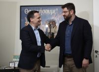 Η σύμπλευση Δούκα – Ζαχαριάδη δεν σηματοδοτεί ευρύτερες συνεργασίες