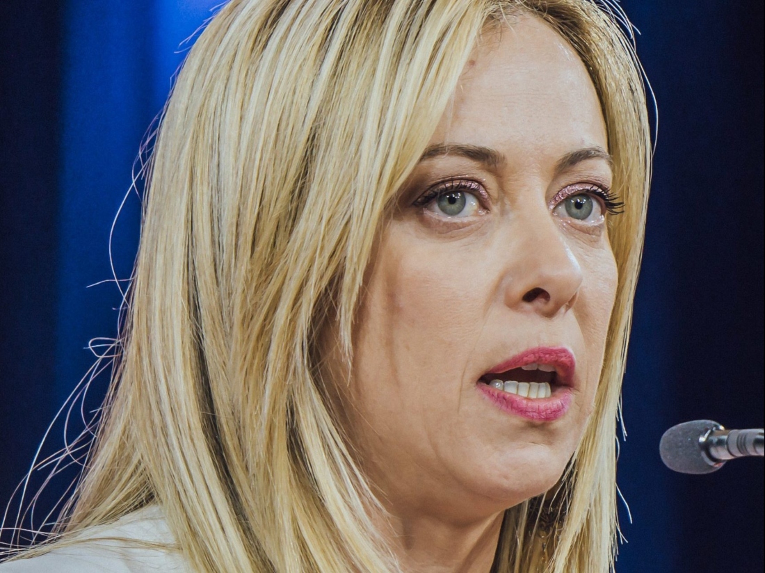 Μελόνι: Νέες βολές κατά της Γερμανίας για το μεταναστευτικό