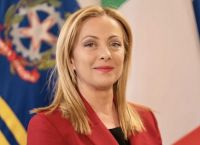 Μελόνι: Η κυβέρνηση επιτίθεται στη δικαιοσύνη για το μεταναστευτικό Μελόνι: Η κυβέρνηση επιτίθεται στη δικαιοσύνη για το μεταναστευτικό