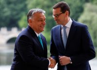 Ουγγαρία – Πολωνία: Πώς υπονομεύουν την κοινή συμφωνία στο μεταναστευτικό