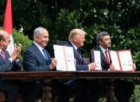 Ο διαμεσολαβητικός ρόλος των αραβικών χωρών