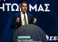 ΣΥΡΙΖΑ: Διευρύνεται το χάσμα μεταξύ προεδρικών και αριστερής πτέρυγας