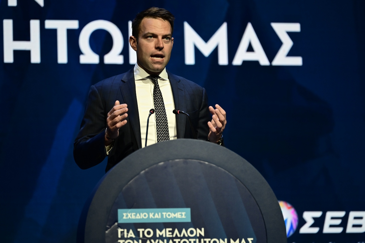 ΣΥΡΙΖΑ: Διευρύνεται το χάσμα μεταξύ προεδρικών και αριστερής πτέρυγας
