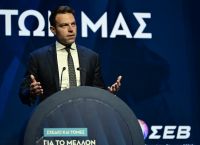 Σε κινούμενη άμμο ο ΣΥΡΙΖΑ