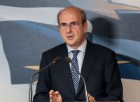 Χατζηδάκης: Προκλητικές για τους συνταξιούχους οι εκτός ορίων αυξήσεις στους δικαστικούς