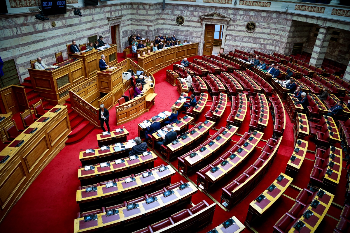 Τι προβλέπει ο προϋπολογισμός που κατατίθεται σήμερα στη Βουλή
