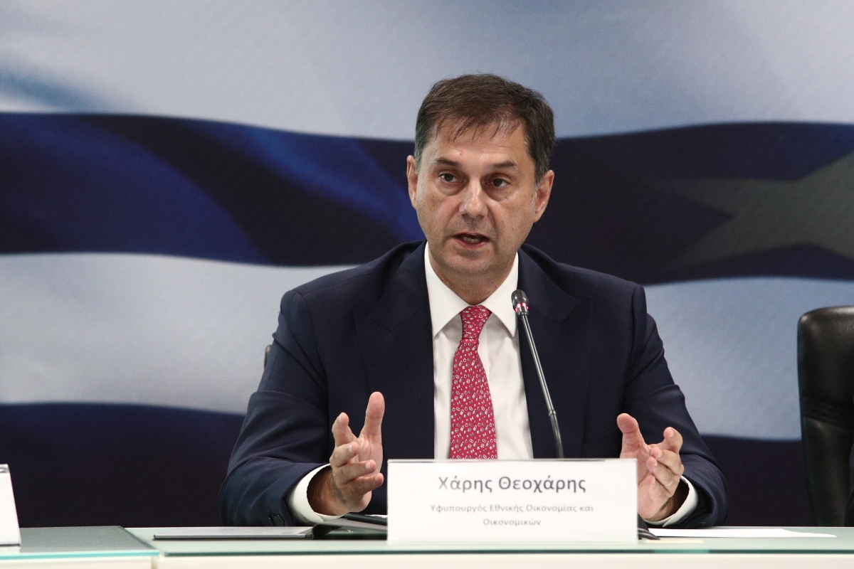 Αποεπένδυση του δημοσίου και τράπεζες