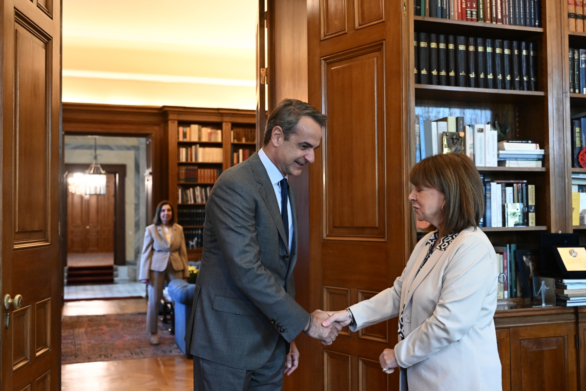 Συνάντηση του Πρωθυπουργού με την ΠτΔ