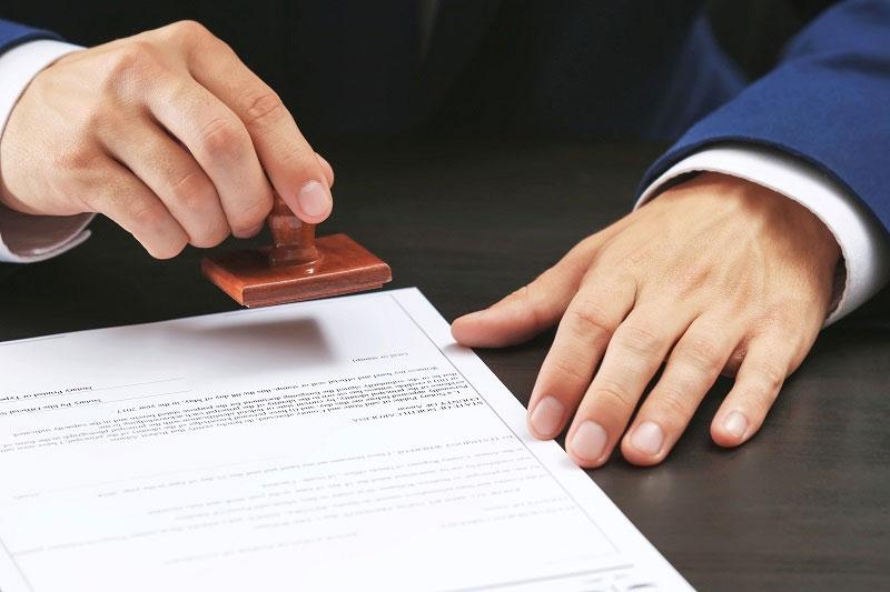 Αποχή των συμβολαιογράφων μέχρι 11 Δεκεμβρίου – Γιατί κατηγορούν την κυβέρνηση