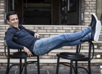 Κωνσταντίνος Αγγελίδης: To θαύμα της ζωής – Περπατάει και οδηγάει ξανά [vid]