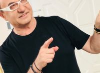 Πανταζής: «Με έκλεψαν στο αεροδρόμιο… άρεσε στον κλέφτη το Prada»
