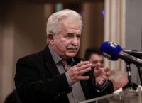 Ανδρουλάκης: Η Μελίνα Μερκούρη μου έλεγε “πώς αντέχεις τον Μίκη;” και γω έλεγα εσένα πώς σε αντέχει ο Ντασέν;