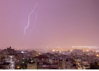 Kακοκαιρία: Χαλάζι στα δυτικά και βόρεια – Κύμα 4 μέτρων στο Αιγαίο [vid]