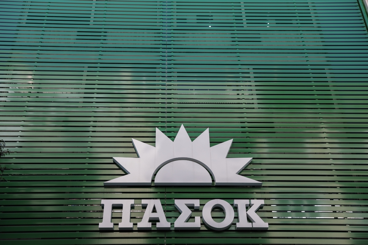 ΠΑΣΟΚ για Κασσελάκη: Με τις δηλώσεις για Σημίτη δείχνει ότι μέντοράς του είναι ο Πολάκης [vid]