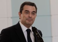 Σκρέκας: Εξαντλούμε τις δυνατότητες στήριξης των νοικοκυριών [vid]