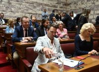 Βροχή… από παραπομπές στον ΣΥΡΙΖΑ: Η Νεολαία στέλνει στο Πειθαρχικό Αποστολάκη, Κασιμάτη και Ακρίτα