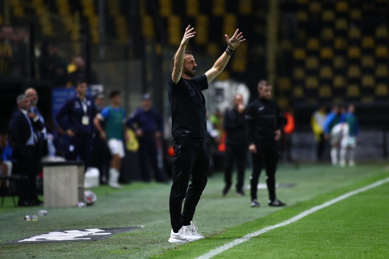 Τι είδε στο «φιλικό» με την Κ19 ο Μάντζιος