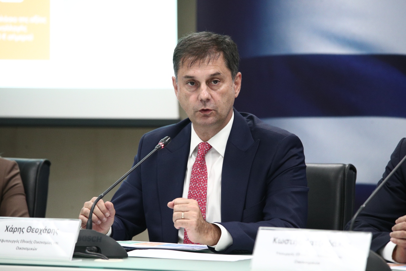 Θεοχάρης: Ανοιχτό το ενδεχόμενο να δοθεί επιταγή ακρίβειας σε ευάλωτες ομάδες [vid]