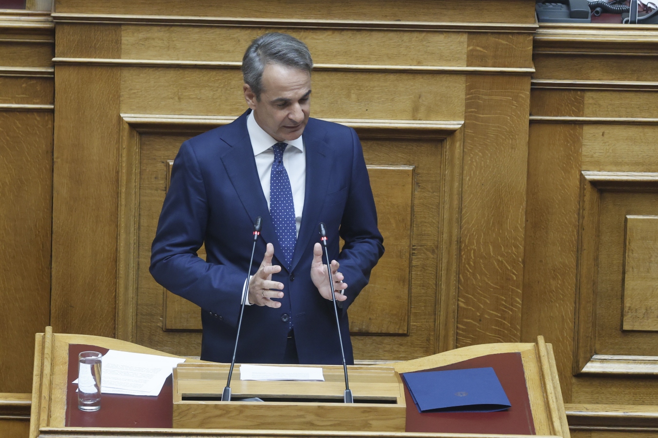 Μητσοτάκης σε ΠΑΣΟΚ, ΣΥΡΙΖΑ: Φάμελλος και Ανδρουλάκης θυμίζουν εφήβους που ακούν τον πρώτο τους δίσκο
