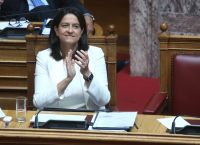 Κεραμέως: Δεν υποβιβάζουμε τίποτα- Σεβόμαστε τα διδακτορικά