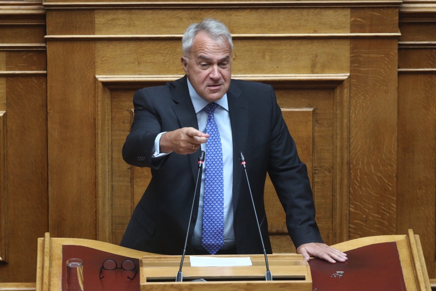 Βορίδης: “Παράθυρο” για διορθώσεις στο φορολογικό νομοσχέδιο για ελεύθερους επαγγελματίες