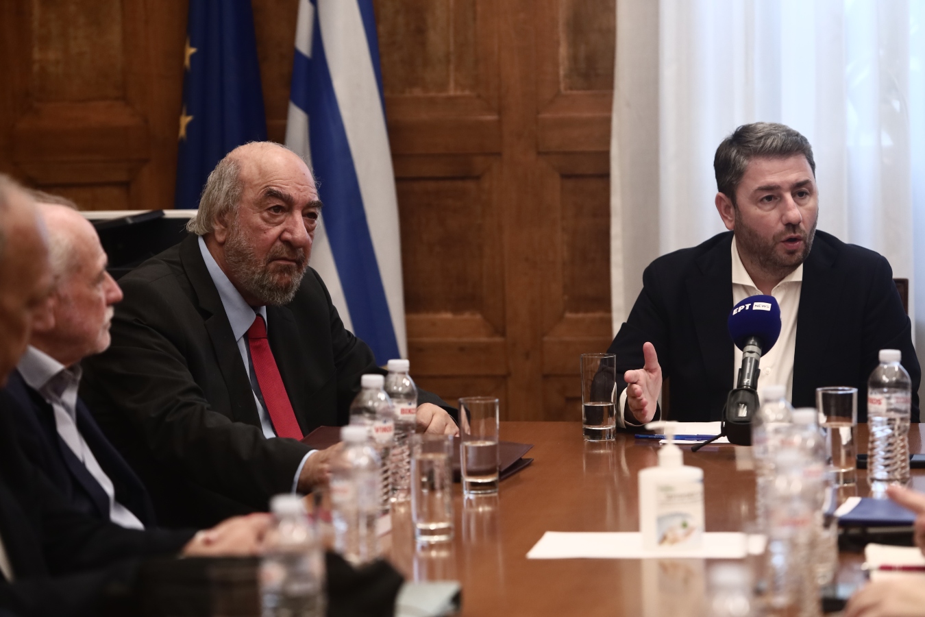 Ανδρουλάκης: Η ακρίβεια καλπάζει και ο πληθωρισμός ροκανίζει τα εισοδήματα [vid]
