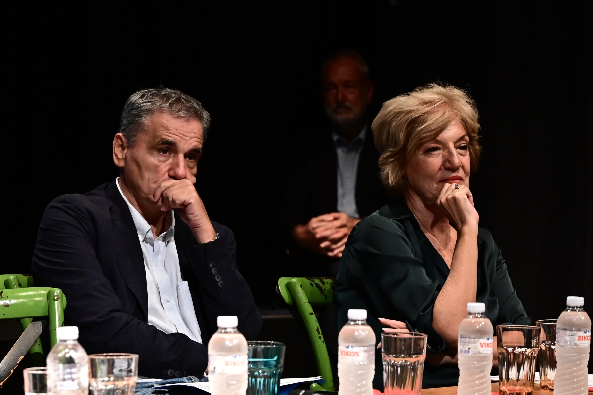 Τσακαλώτος: Άφησε ανοιχτό το ενδεχόμενο αποχώρησης από τον ΣΥΡΙΖΑ [vid]