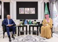 Dendias, Prince Khalid bin Salman discuss wider defence cooperation between Greece and Saudi Arabia