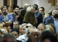 Ένταση και γιουχαΐσματα στην ομιλία Κασσελάκη στην Κεντρική Επιτροπή [vid]