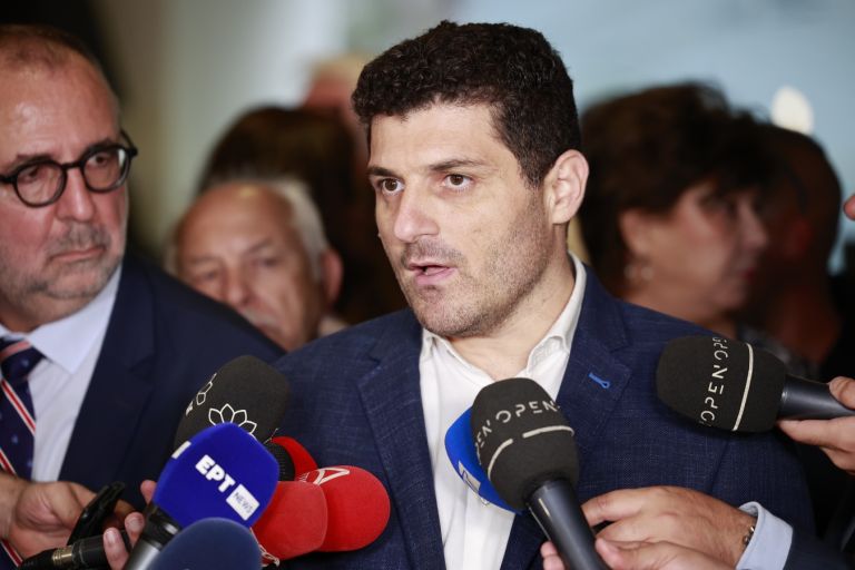 ΣΥΡΙΖΑ: Δεν αποχωρεί η ομάδα Τεμπονέρα – “Είμαστε στελέχη του κόμματος, παραμένουμε σε αυτό”