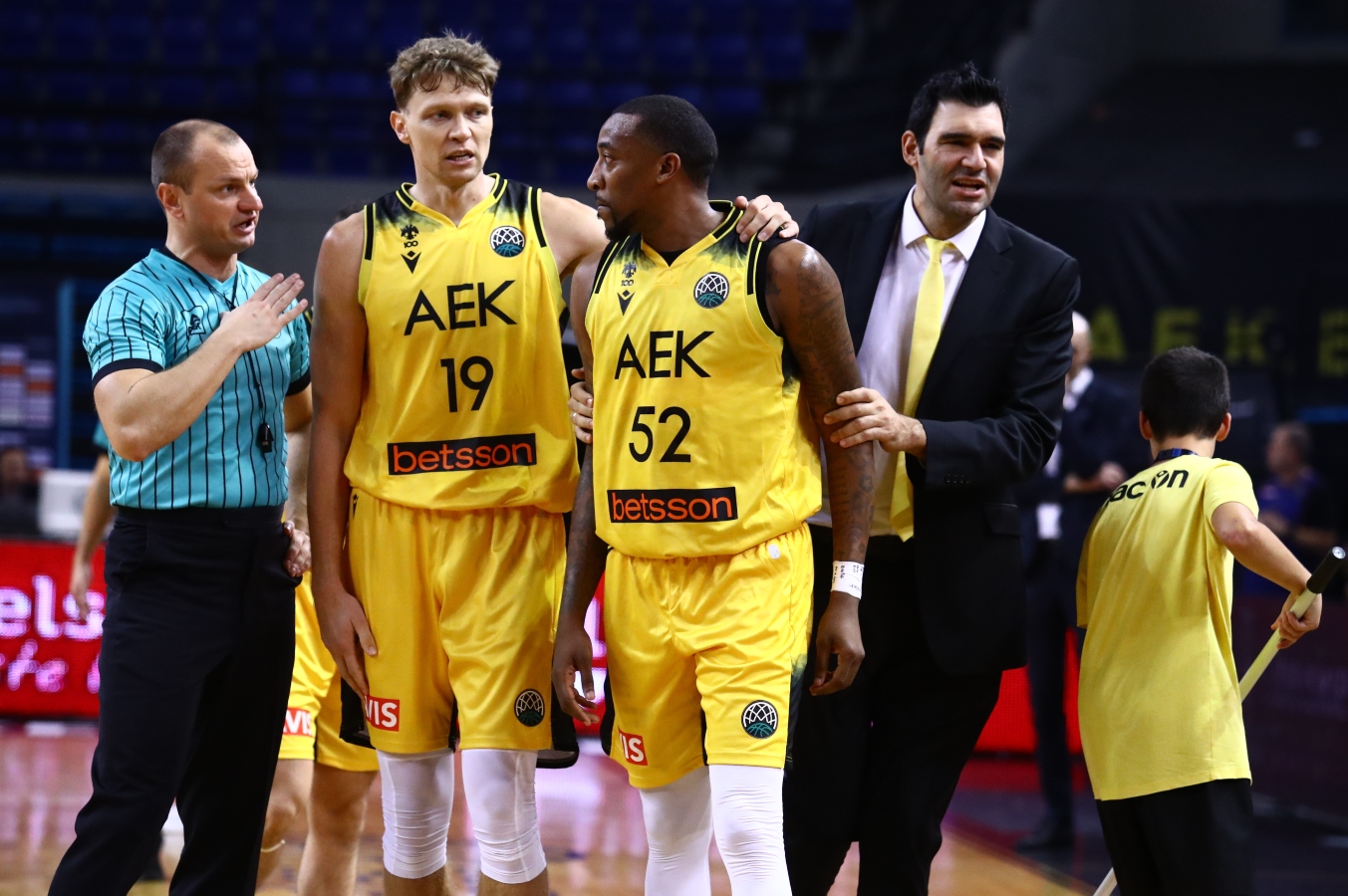 ΑΕΚ – Σζτσέσιν 86-64: Με το ένα πόδι στην επόμενη φάση η “Ένωση” [vid]