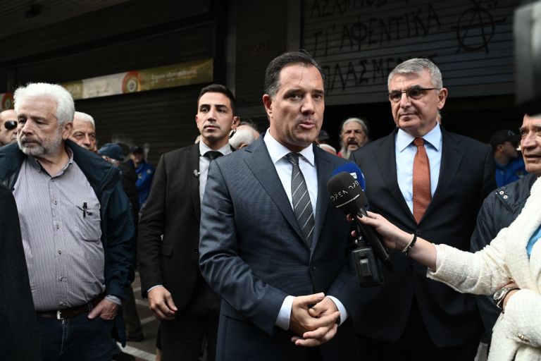 Άδωνις: Ορθάνοιχτες οι πόρτες του Υπουργείου Εργασίας στους συνταξιούχους [vid]