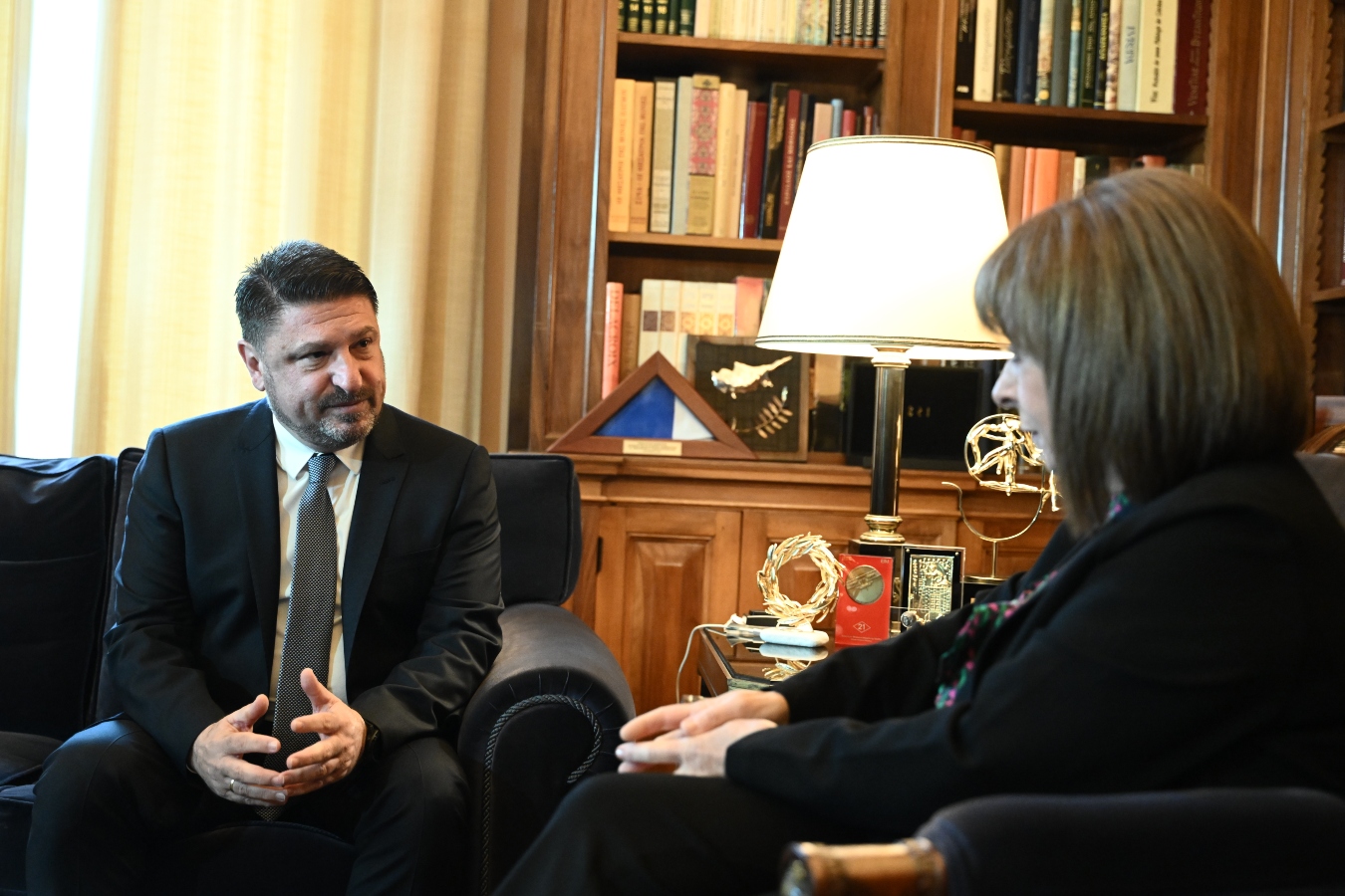 Σακελλαροπούλου σε Χαρδαλιά: Η Περιφέρεια έχει ευθύνη για την ασφάλεια όλων μας