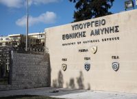 Η EAB γυρνάει στο υπουργείο Άμυνας, θέλει να παράγει drones και ψάχνει στρατηγικό επενδυτή