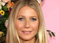 Gwyneth Paltrow: Νόμιζε ότι «έχανε τα λογικά της» στην περιεμμηνόπαυση Gwyneth Paltrow: Νόμιζε ότι «έχανε τα λογικά της» στην περιεμμηνόπαυση