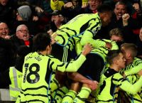 Premier League, Μπρέντφορντ-Άρσεναλ 0-1: Με Χάρβετς επέστρεψε στην κορυφή