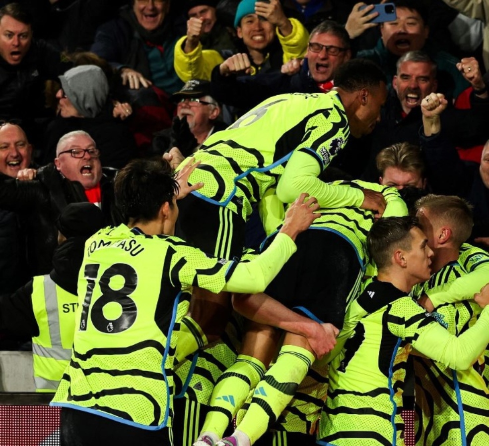 Premier League, Μπρέντφορντ-Άρσεναλ 0-1: Με Χάρβετς επέστρεψε στην κορυφή
